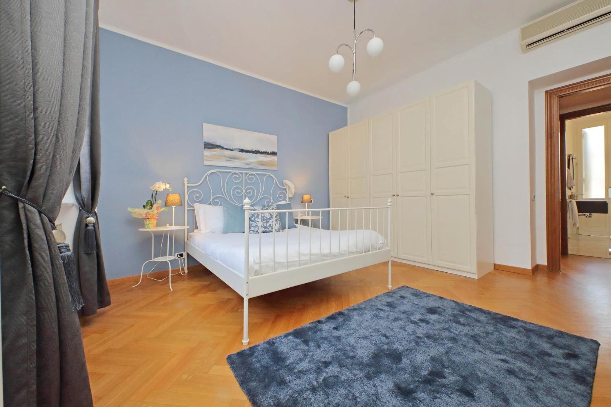 Ych-Comfortable 2 Bedrooms Flat Near Colosseum 로마 외부 사진
