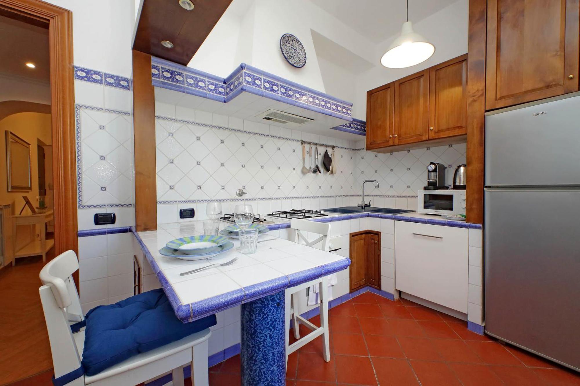 Ych-Comfortable 2 Bedrooms Flat Near Colosseum 로마 외부 사진