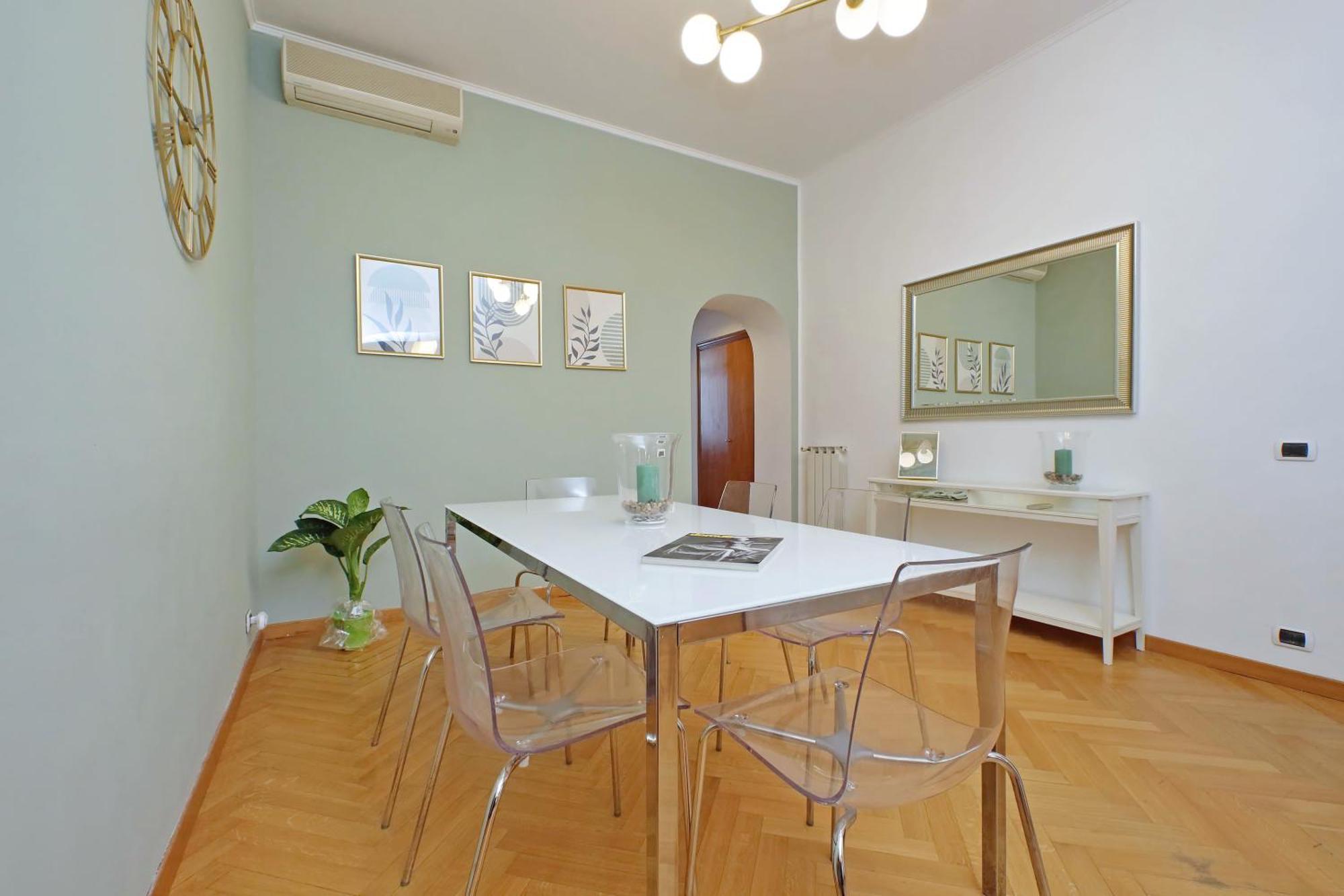 Ych-Comfortable 2 Bedrooms Flat Near Colosseum 로마 외부 사진