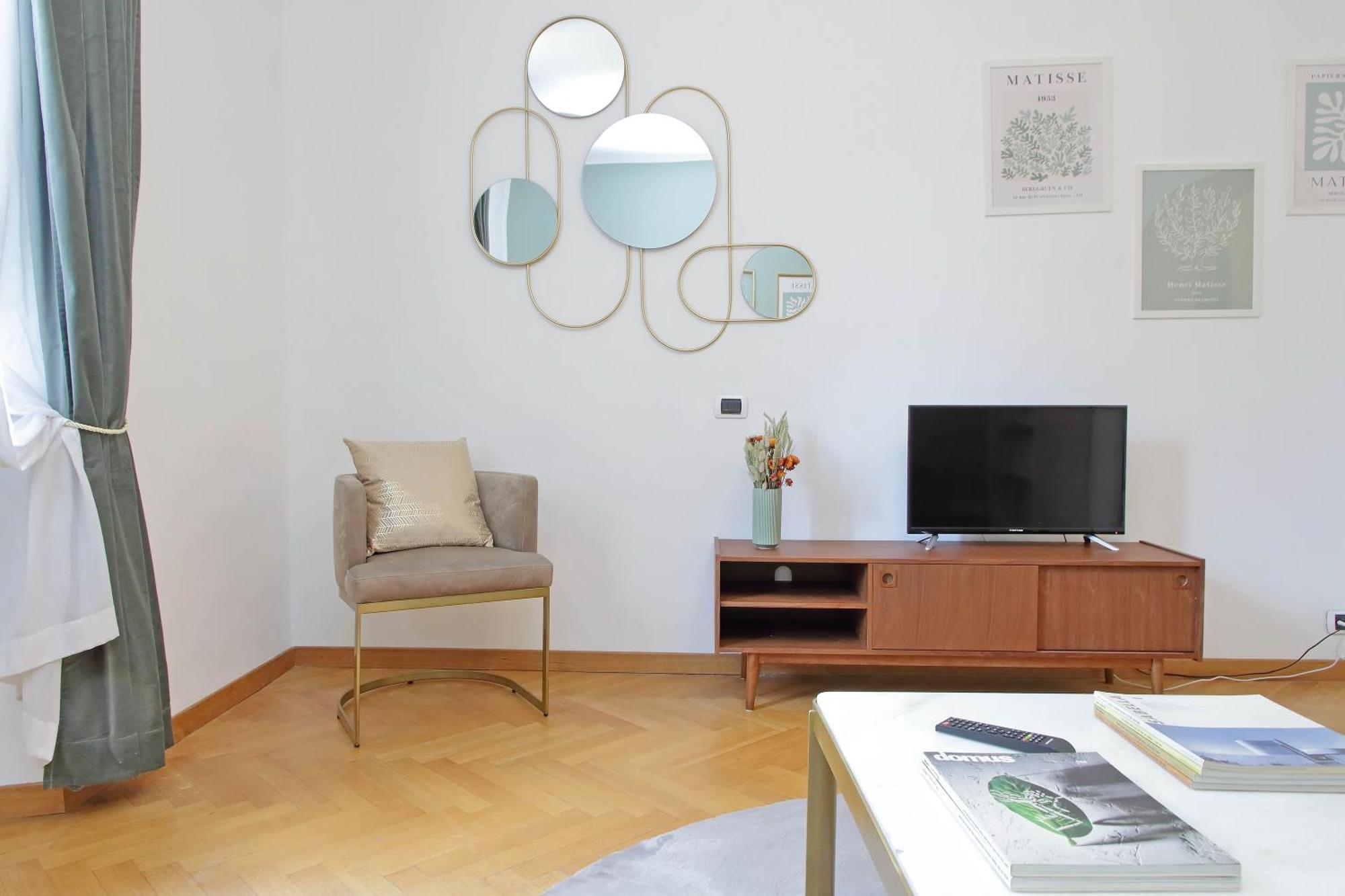 Ych-Comfortable 2 Bedrooms Flat Near Colosseum 로마 외부 사진